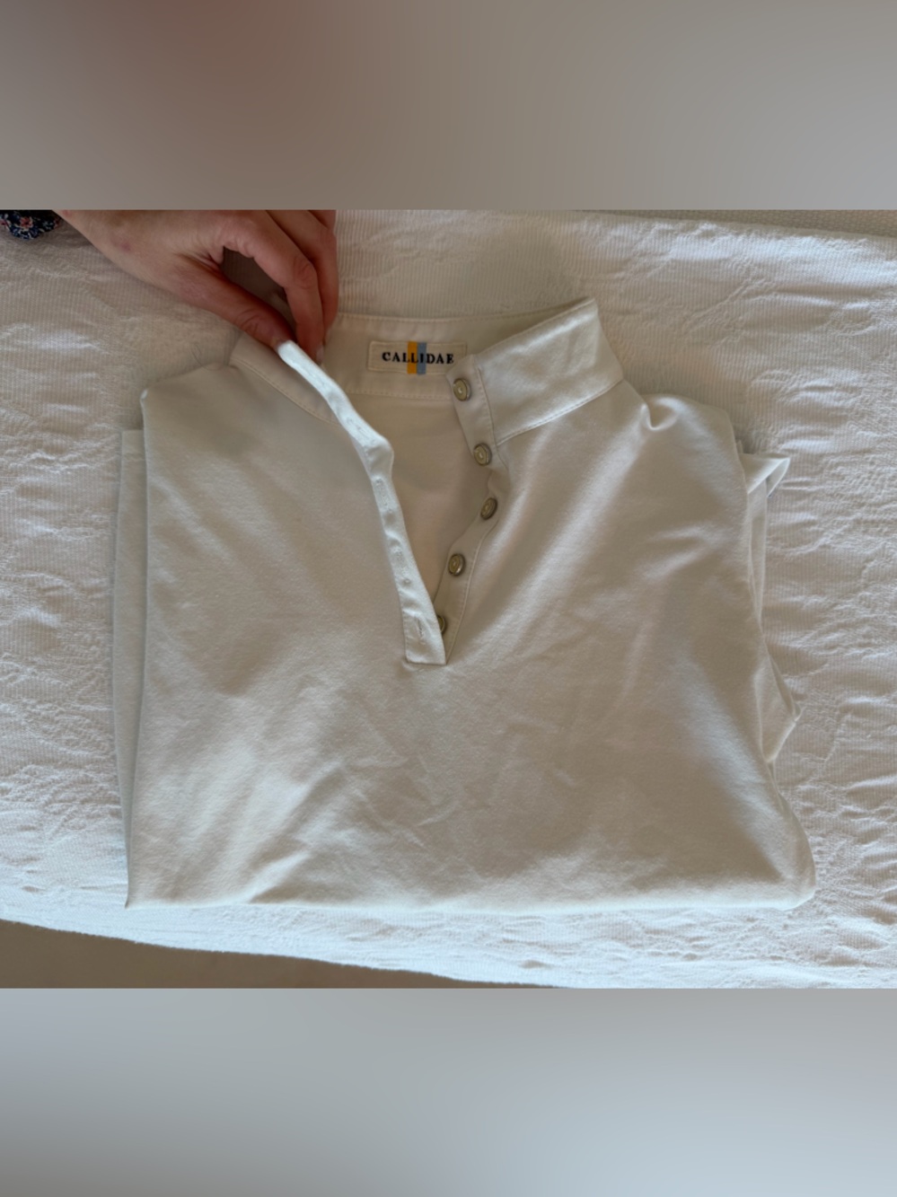 Callidae Cream / White Button Henley Top Size Small